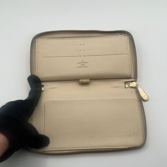 LOUIS VUITTON VINTAGE DAMIER AZUR ZIPPY LONG WALLET ORGANIZER - Picture 8 of 15